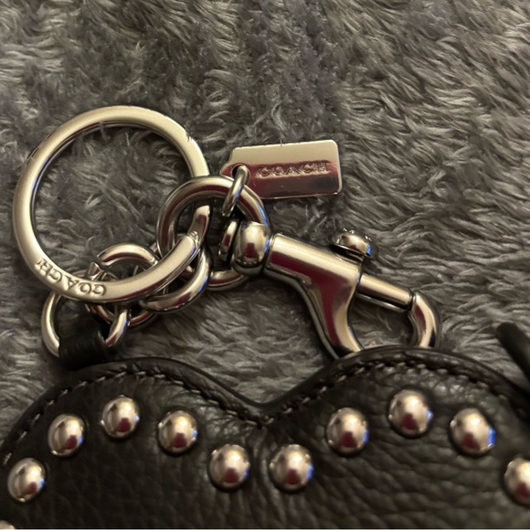 WOW* NWT COACH Studded Heart Coin Pouch & Keychain** - Picture 5 of 8